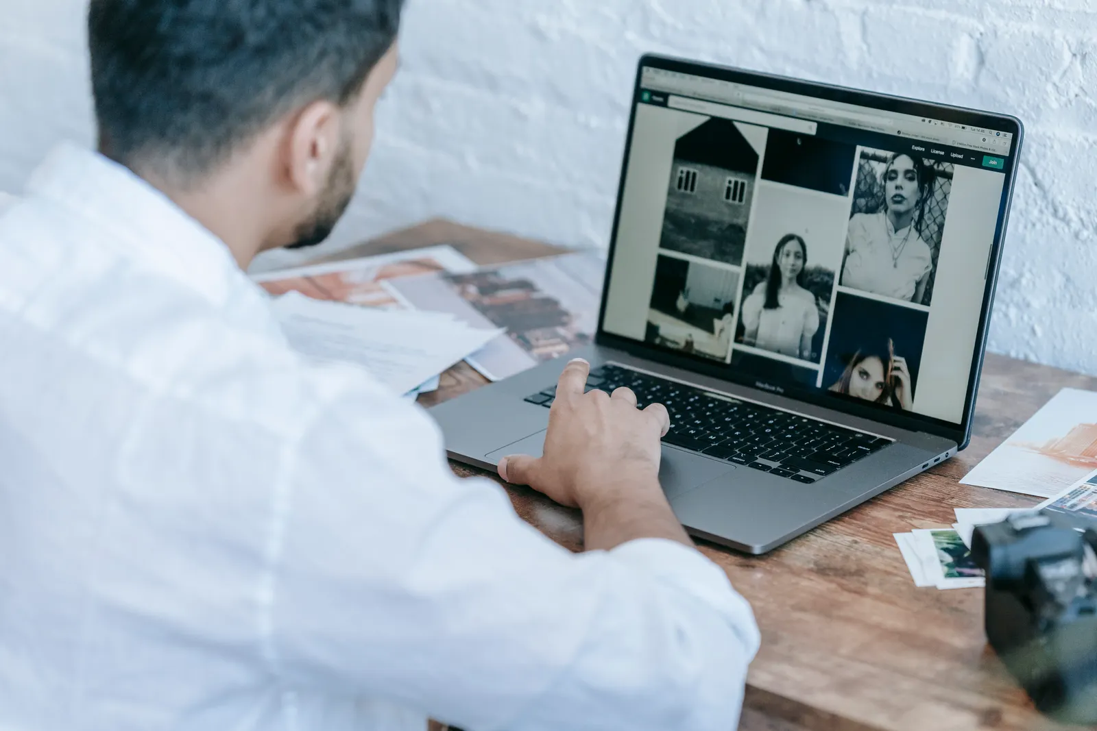 Editorial cover for How Affiliate Managers Evaluate Creator Traffic